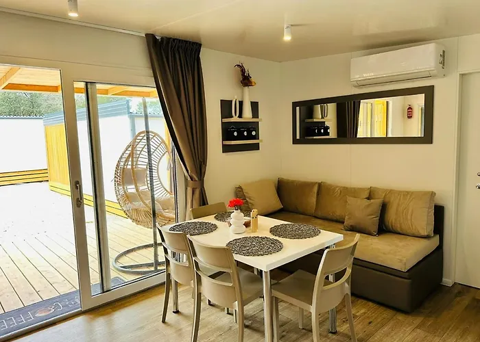 Ferienhaus George Homes - Soline *