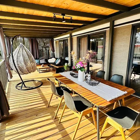 George Homes - Soline Biograd Na Moru