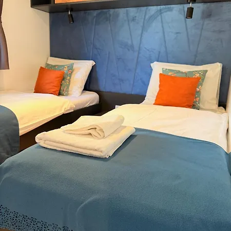 George Homes - Soline * ביוגראד נה מורו