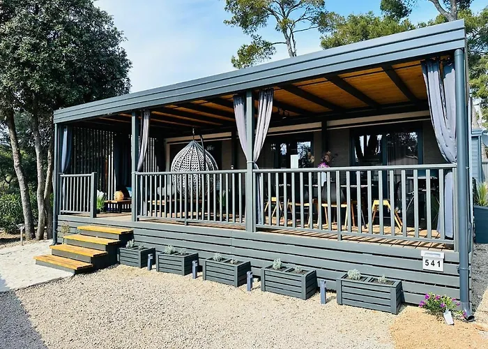 George Homes - Soline ביוגראד נה מורו