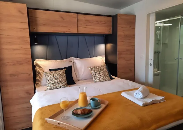 George Homes - Soline בית נופש *