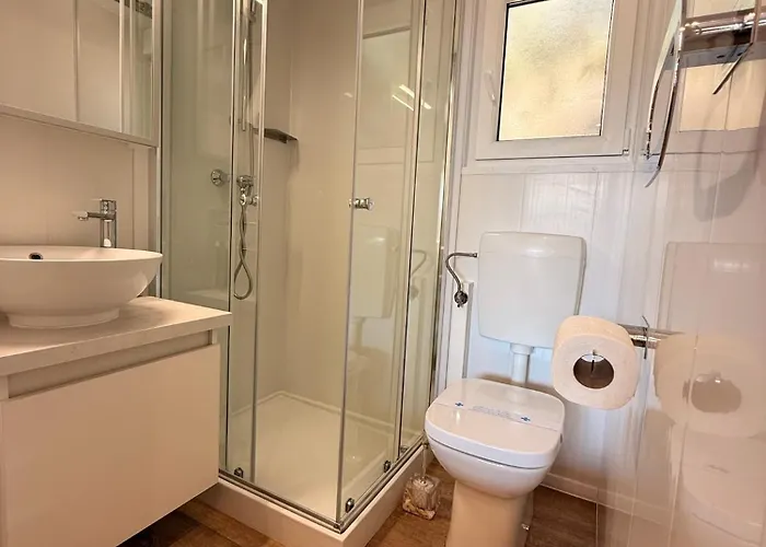 George Homes - Soline ביוגראד נה מורו