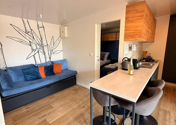 George Homes - Soline בית נופש ביוגראד נה מורו